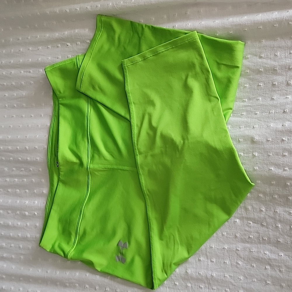 Youth xl UNDER ARMOR leggings